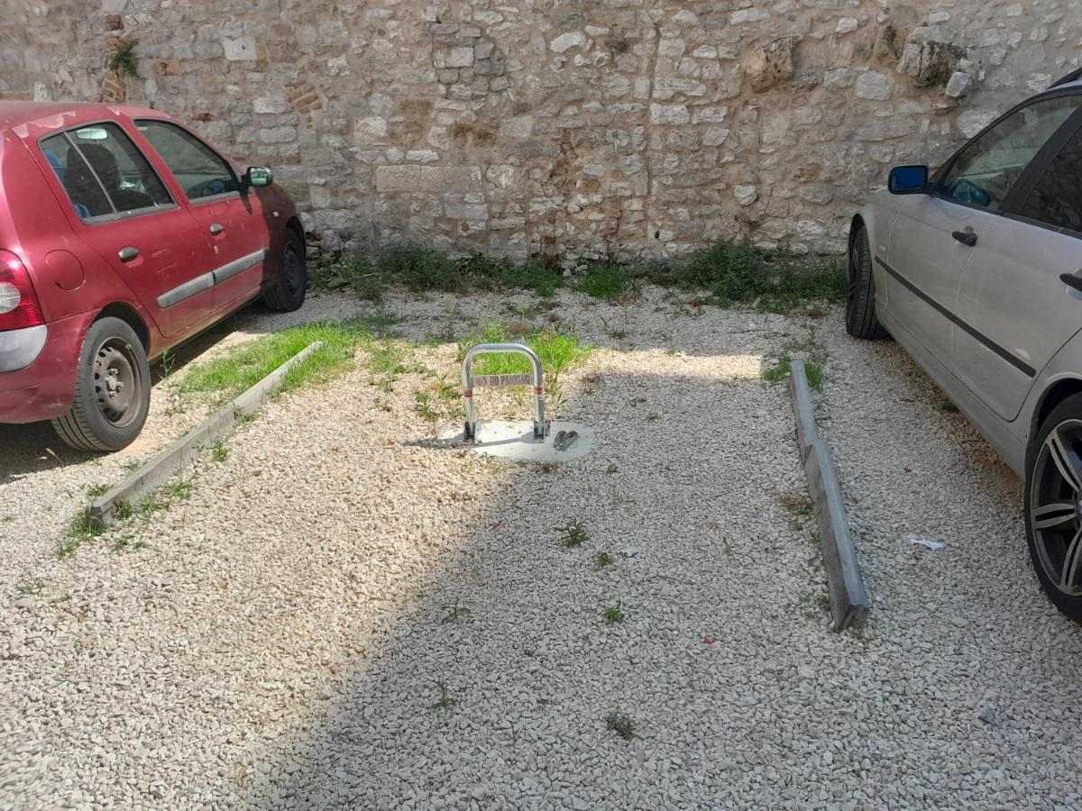 T&M Apartment With Parking In The Old Town Zadar Exteriör bild