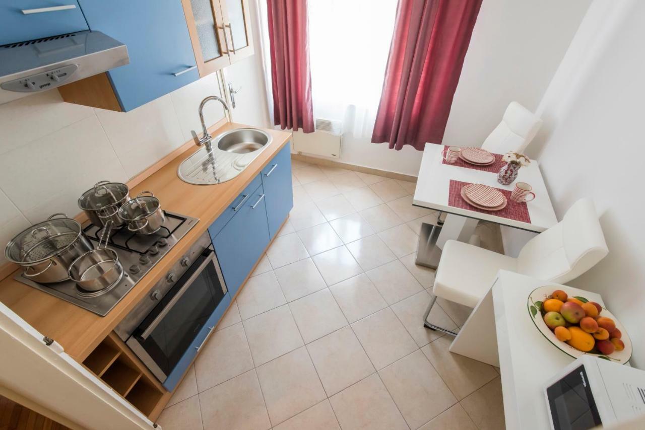 T&M Apartment With Parking In The Old Town Zadar Exteriör bild