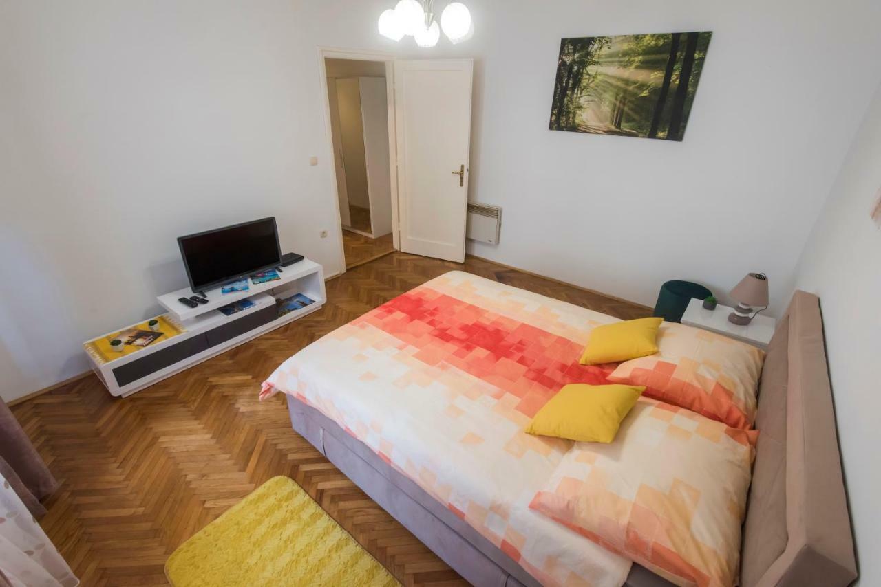 T&M Apartment With Parking In The Old Town Zadar Exteriör bild