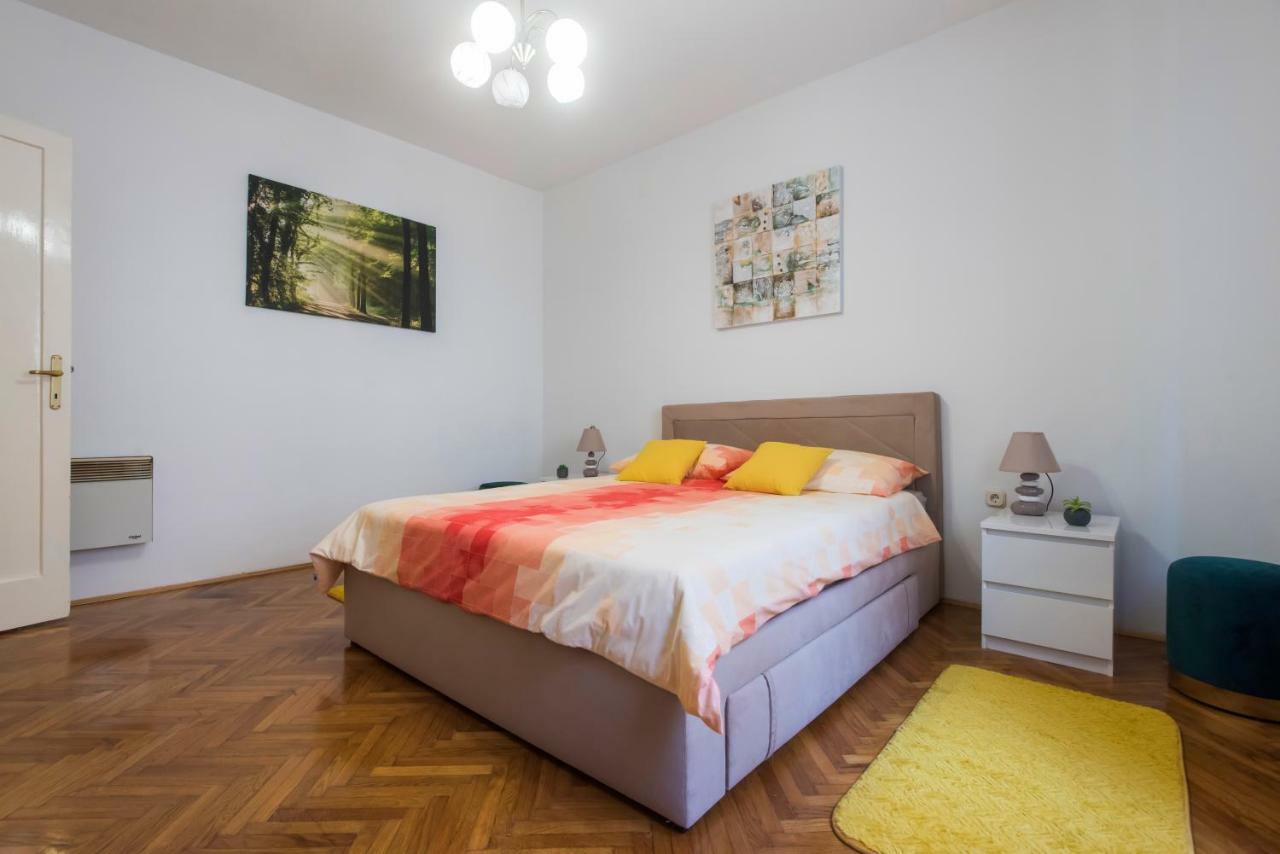 T&M Apartment With Parking In The Old Town Zadar Exteriör bild
